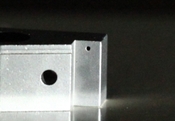 切削加工からメタルインジェクション（ＭＩＭ）,超硬合金に0.3mmの穴を鋳出ししてコストダウン・・・