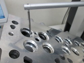 自動車開発試作部品　アルミ鋳物　2次加工　シリンダヘッドポート加工＆ポート形状測定