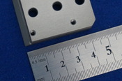 アルミ加工品の表面処理　硬質ｱﾙﾏｲﾄ　材質A5052（a5052）　半導体製造装置関連のアルミ精密部品